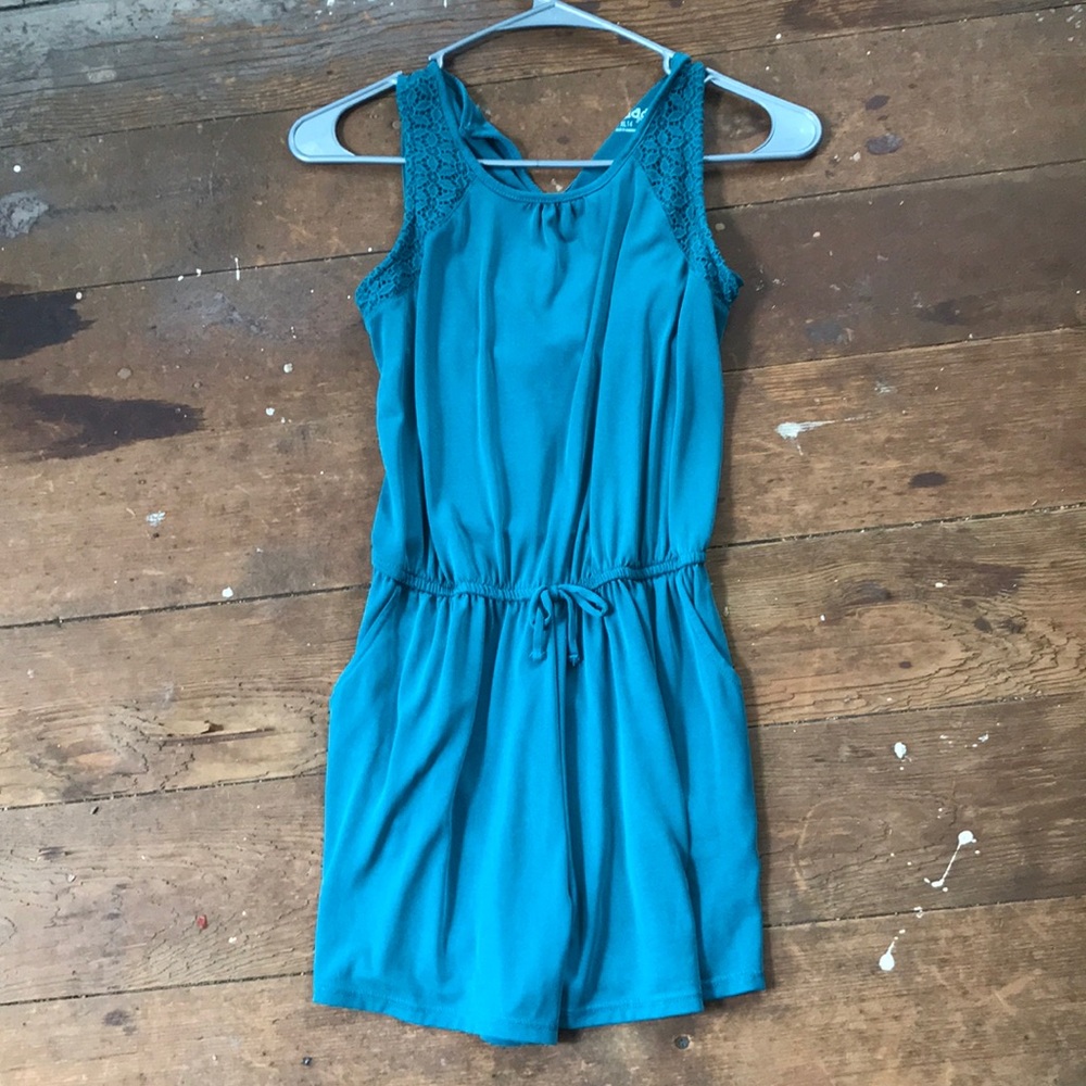 Blueish green jumper